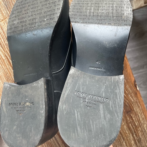 ***Fundraiser*** Royal Republiq derby, no lace, black. - Picture 5 of 5